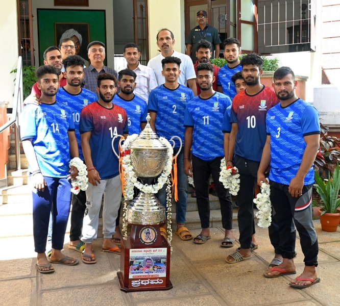 ಕಬ್ಬಡ್ಡಿಯಲ್ಲಿ ಯೆನೆಪೊಯ ತಂಡಕ್ಕೆ ಟ್ರೋಫಿ