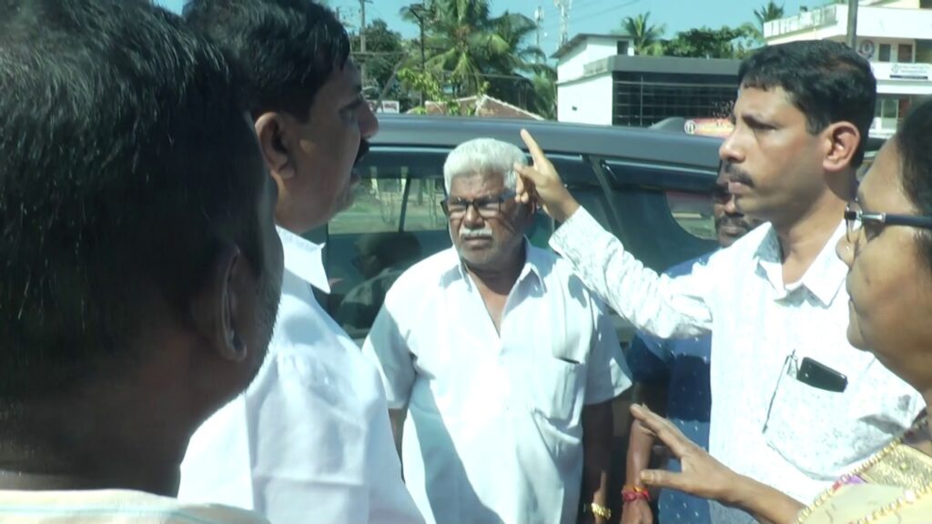 ತೊಕ್ಕೊಟ್ಟು ಓವರ್ ಬ್ರಿಡ್ಜ್ -ಕುಂಪಲ ಬೈಪಾಸ್ ಸರ್ವಿಸ್ ರಸ್ತೆಯಲ್ಲಿ ವಿಳಂಬಎರಡು ದಿನಗಳಲ್ಲಿ ಕಾಮಗಾರಿ ಆರಂಬಿಸದೇ ಇದ್ದಲ್ಲಿ ಹೆದ್ದಾರಿ ಬಂದ್ನ ಎಚ್ಚರಿಕೆ